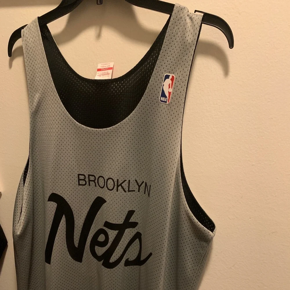 Brooklyn Nets Mitchell & Ness practice jersey - Picture 2 of 3